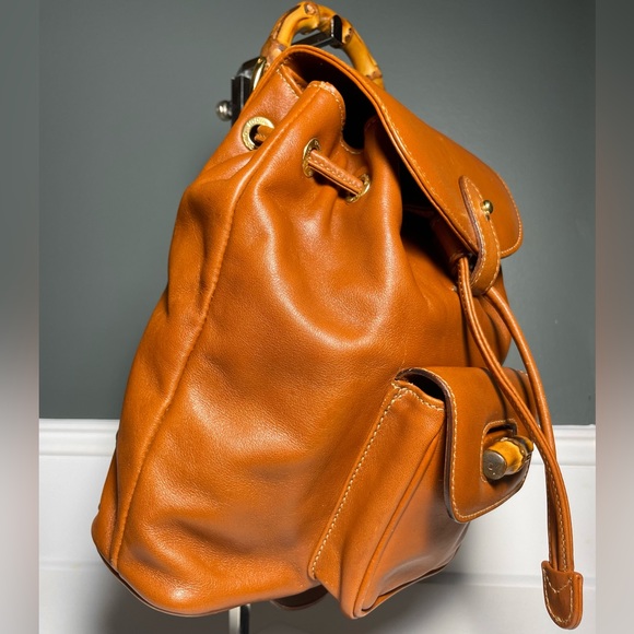 Gucci 90’s Caramel Brown Leather Drawstring Backpack with Bamboo top Handle - Picture 3 of 16